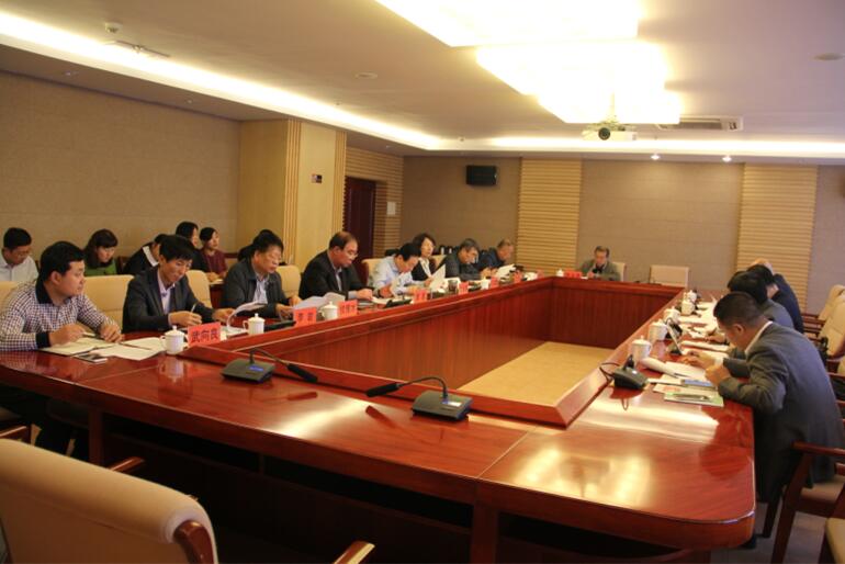 推進農牧業(yè)區(qū)域品牌討論會召開